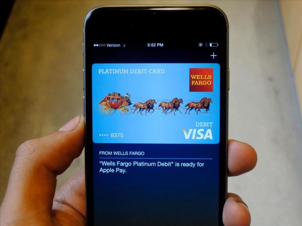 Как подключить Apple Pay на iPhone 6?